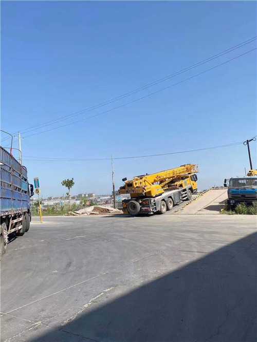 稷山县25吨吊车的租赁价格大概是多少？